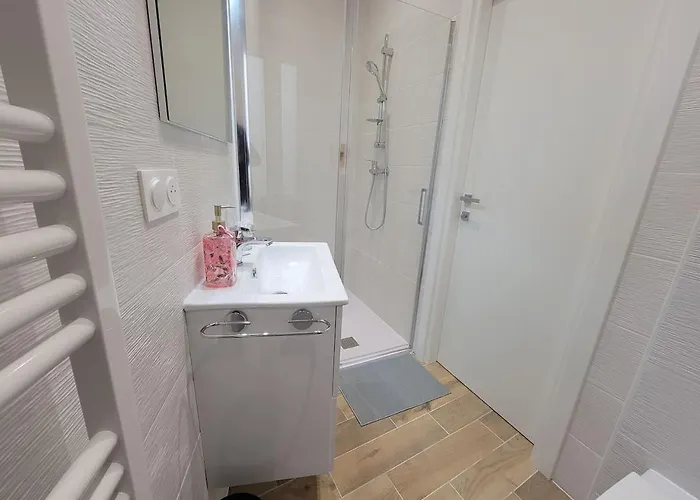 Apartment Fleur De Sel -Menton City Center Studio Apartment *